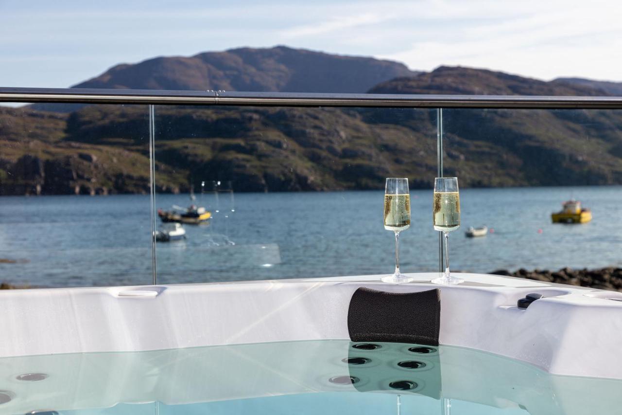 Birches Lodge With Hot Tub Dundonnell Esterno foto