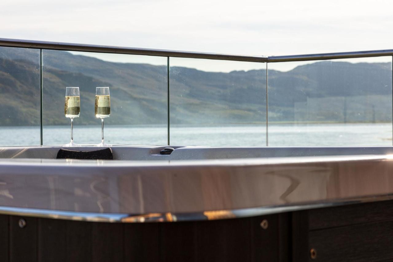 Birches Lodge With Hot Tub Dundonnell Esterno foto