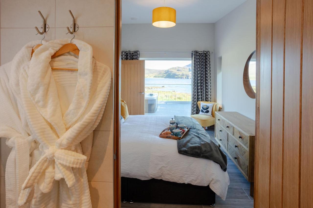 Birches Lodge With Hot Tub Dundonnell Esterno foto