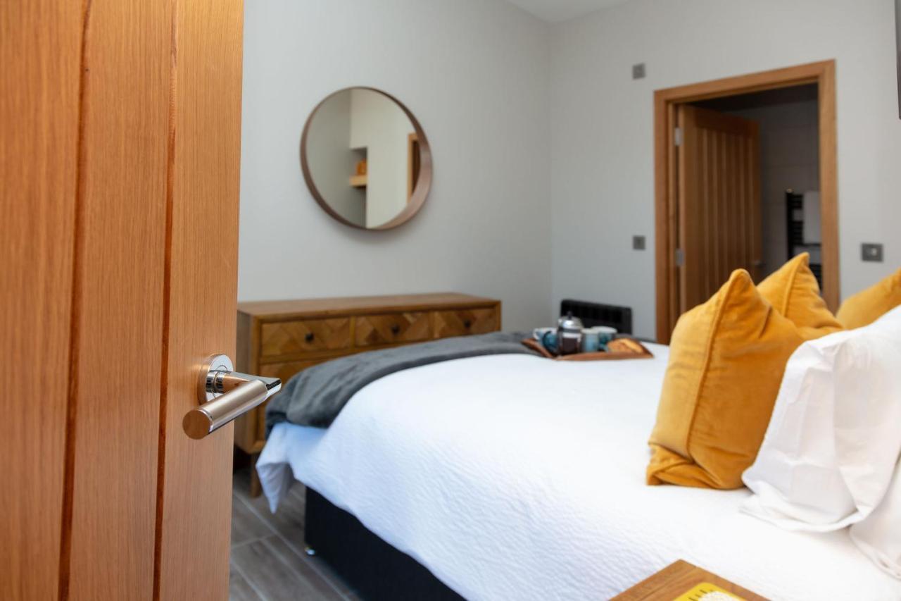 Birches Lodge With Hot Tub Dundonnell Esterno foto